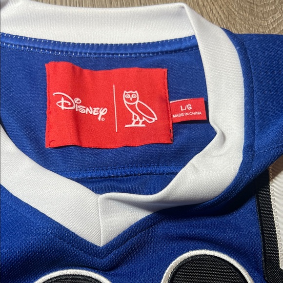 OVO x Disney ‘OWLS’ Mens Hockey Jersey - Picture 2 of 7
